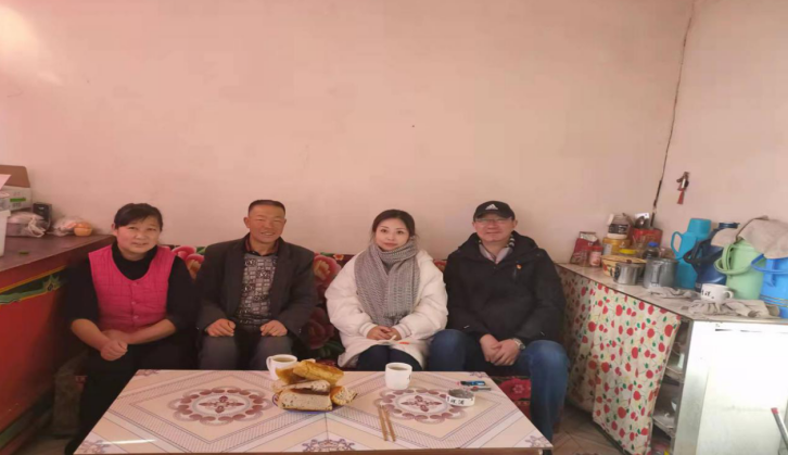 基地（交流中心）黨支部開展“結(jié)對(duì)幫扶”活動(dòng)(圖2)